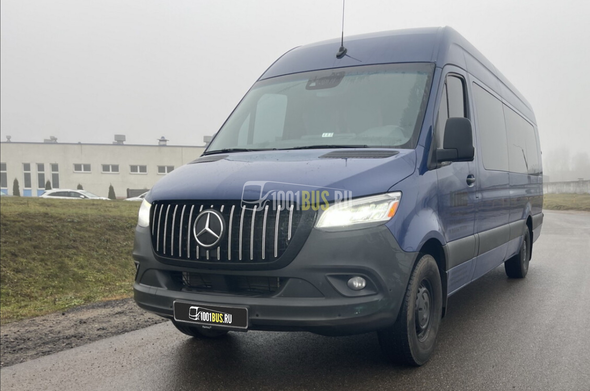 Mercedes-Benz Sprinter 519 (синий, 22 места)