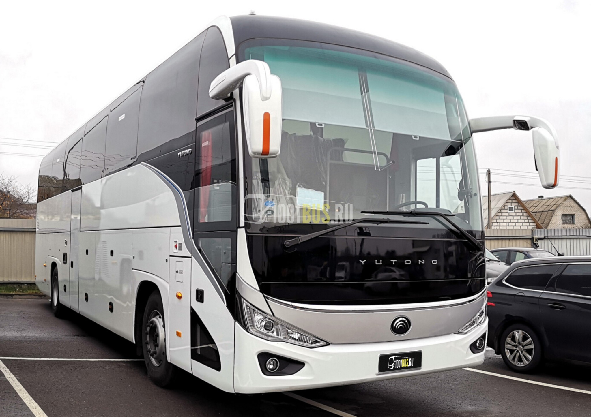 Yutong ZK6128H (53 места)
