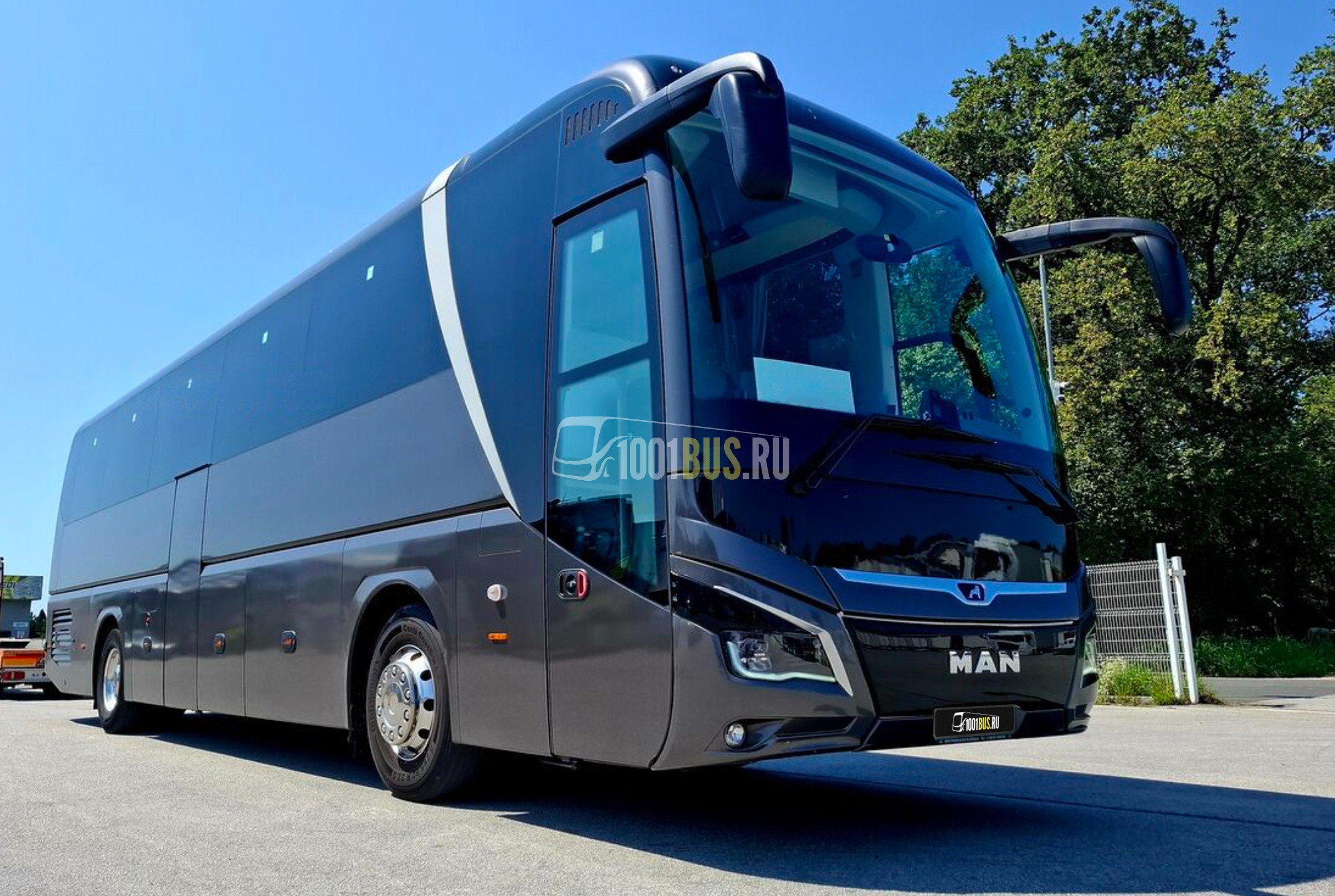 MAN Lions Coach R07 (черный)
